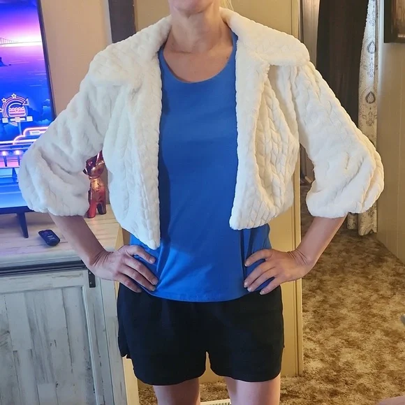 Jacket - Picture 3 of 4